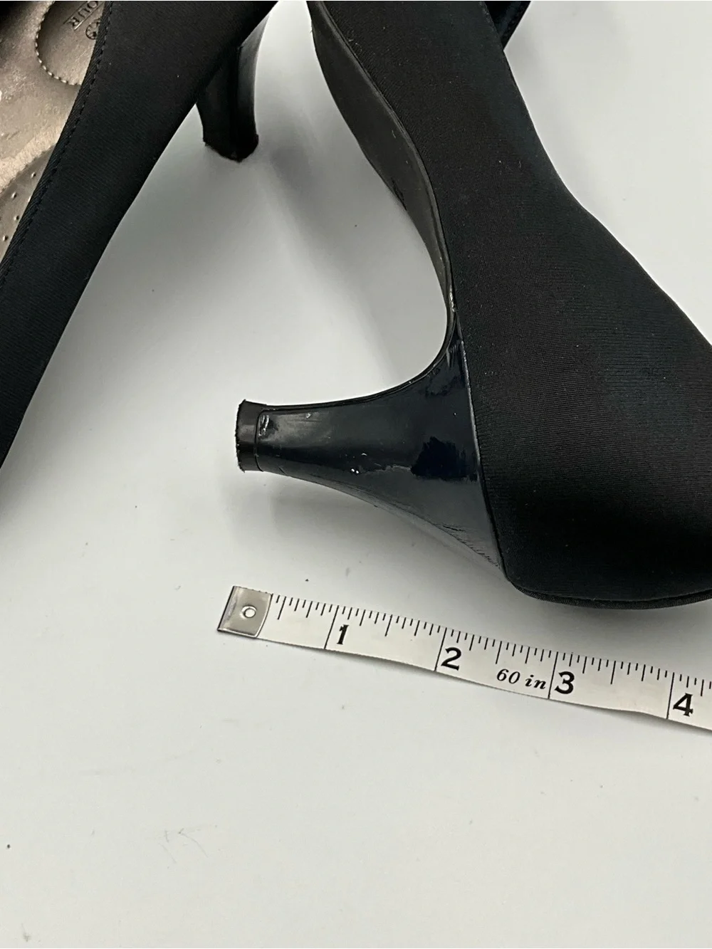 Coach and Four Pumps Size 11 Black Mid Heel Classic Pumps